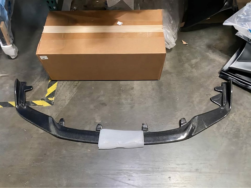 🔥 Lexus IS Front Lip Upgrade – Brand New 🔥 Enhance your Lexus with this Brand New Carbon Creations ARS Front Lip Spoiler (1-Piece) — built for a sleek, aggressive look and precise fit. ✅ Compatible Models: 2017–2020 Lexus IS200t / IS300 / IS350 ✨ Features: • Premium carbon fiber construction • Sport-inspired design • Lightweight and durable • Designed for precise OEM fitment 📦 Condition: Brand New  🚚 Shipping: Available 💬 Contact us for pricing and availability.